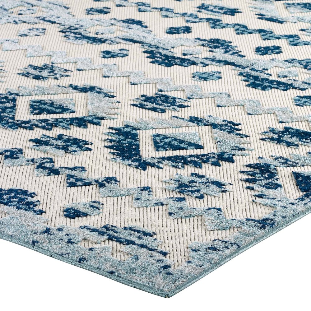 Reflect Takara Abstract Diamond Moroccan Trellis 5x8 Indoor and Outdoor Area Rug