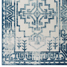 Nyssa Distressed Geometric Southwestern Aztec 8x10 Indoor/Outdoor Area Rug