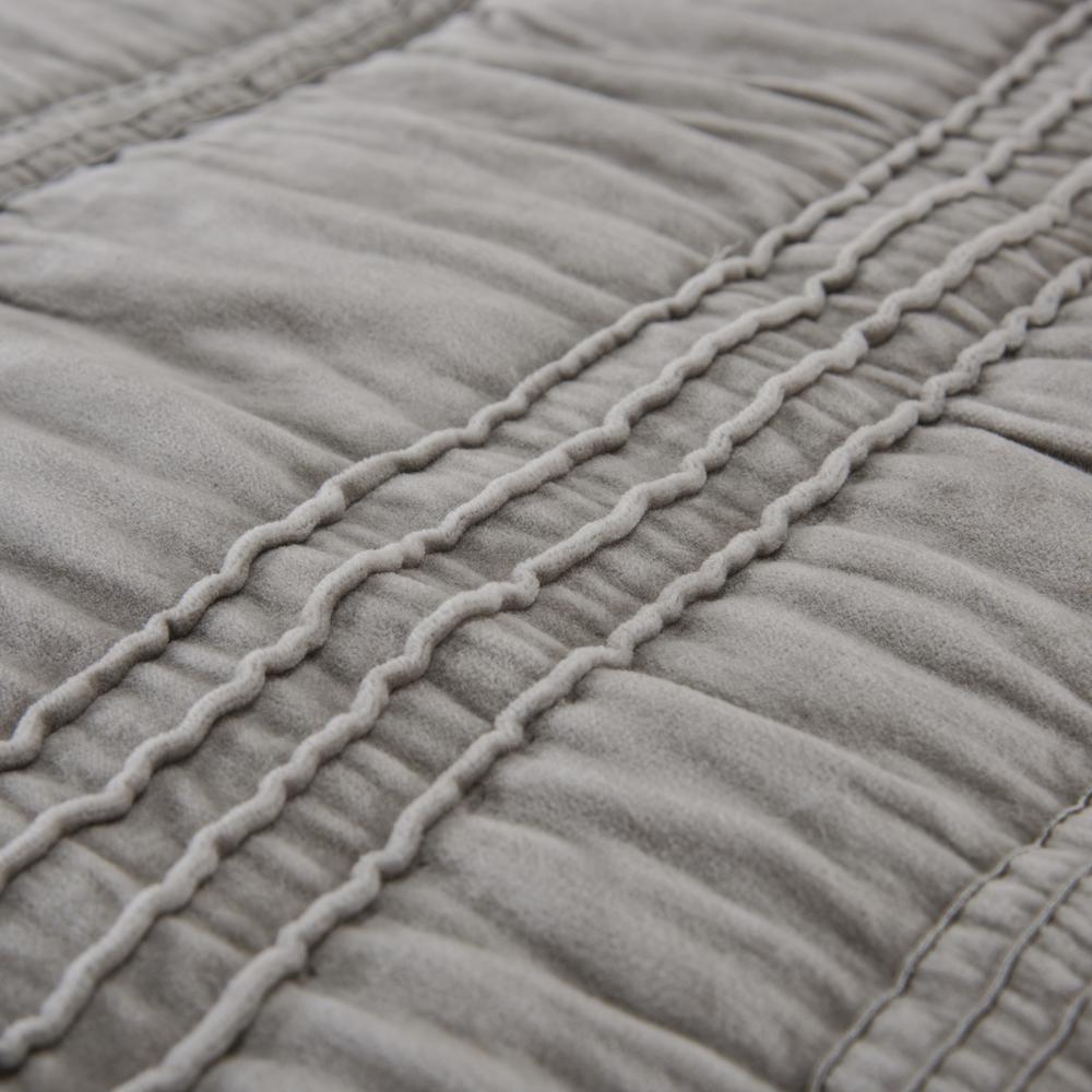 Rizzy Home 20" x 26" Standard Sham- BQ4172