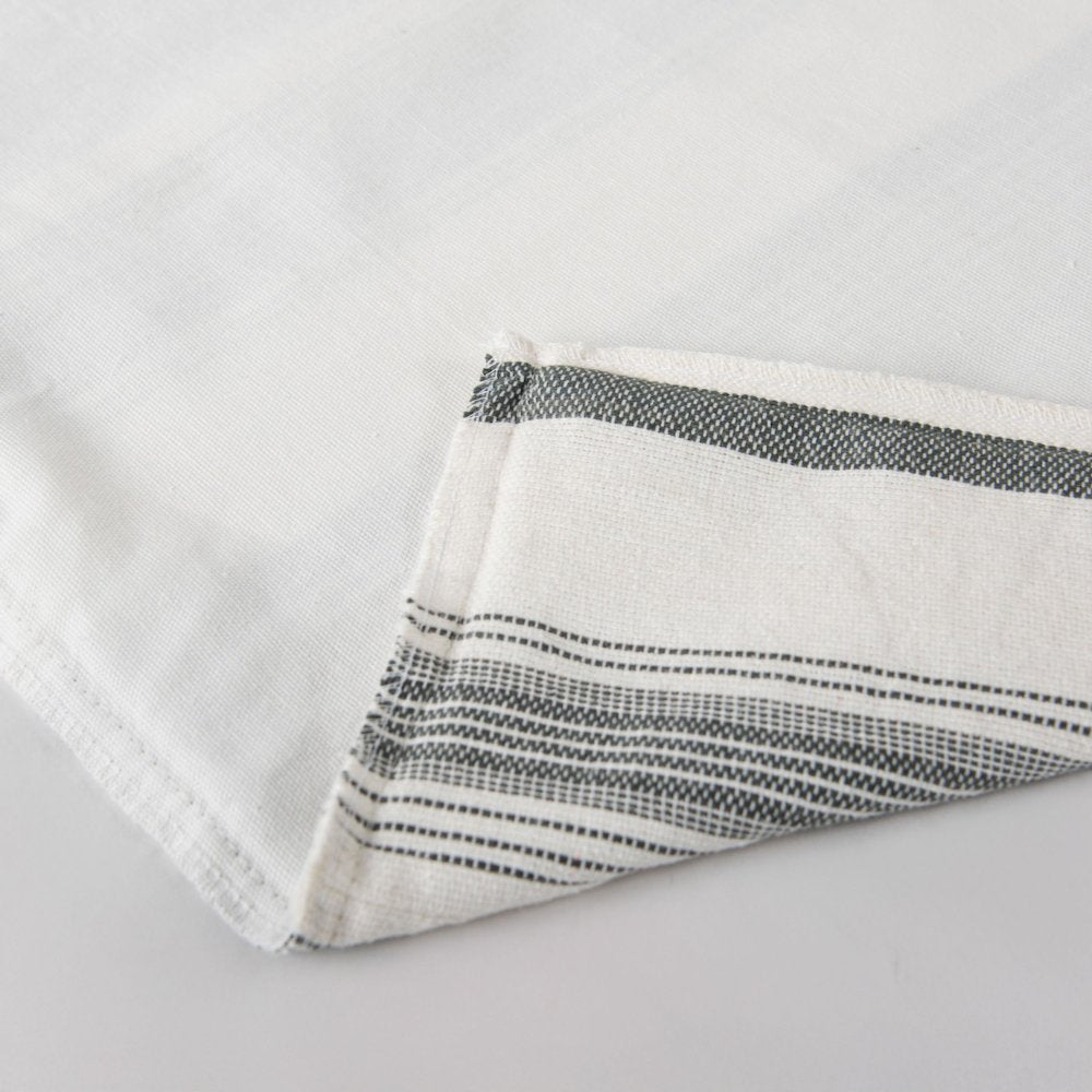Traditional 20" x 20" Down Filled Pillow