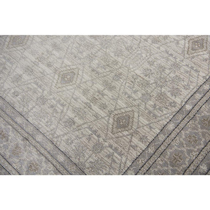 7' x 10' Machine-Made Rectangle Rug