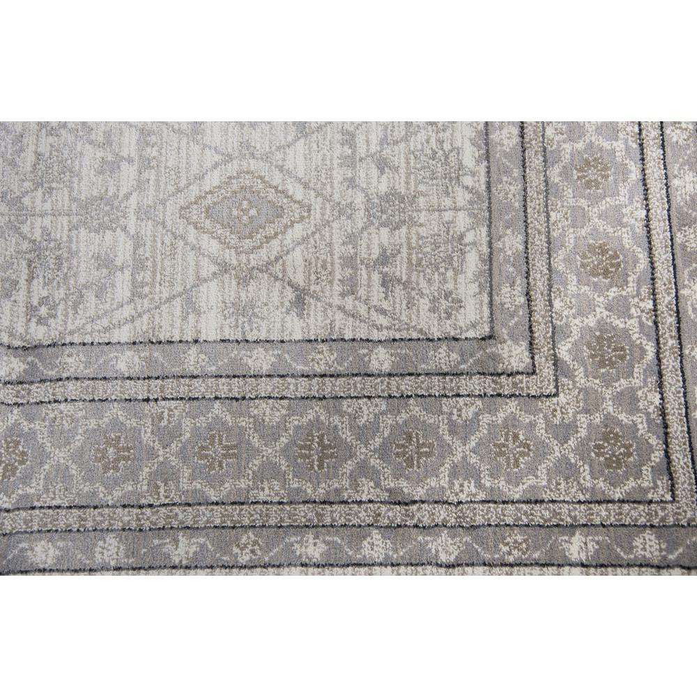 7' x 10' Machine-Made Rectangle Rug