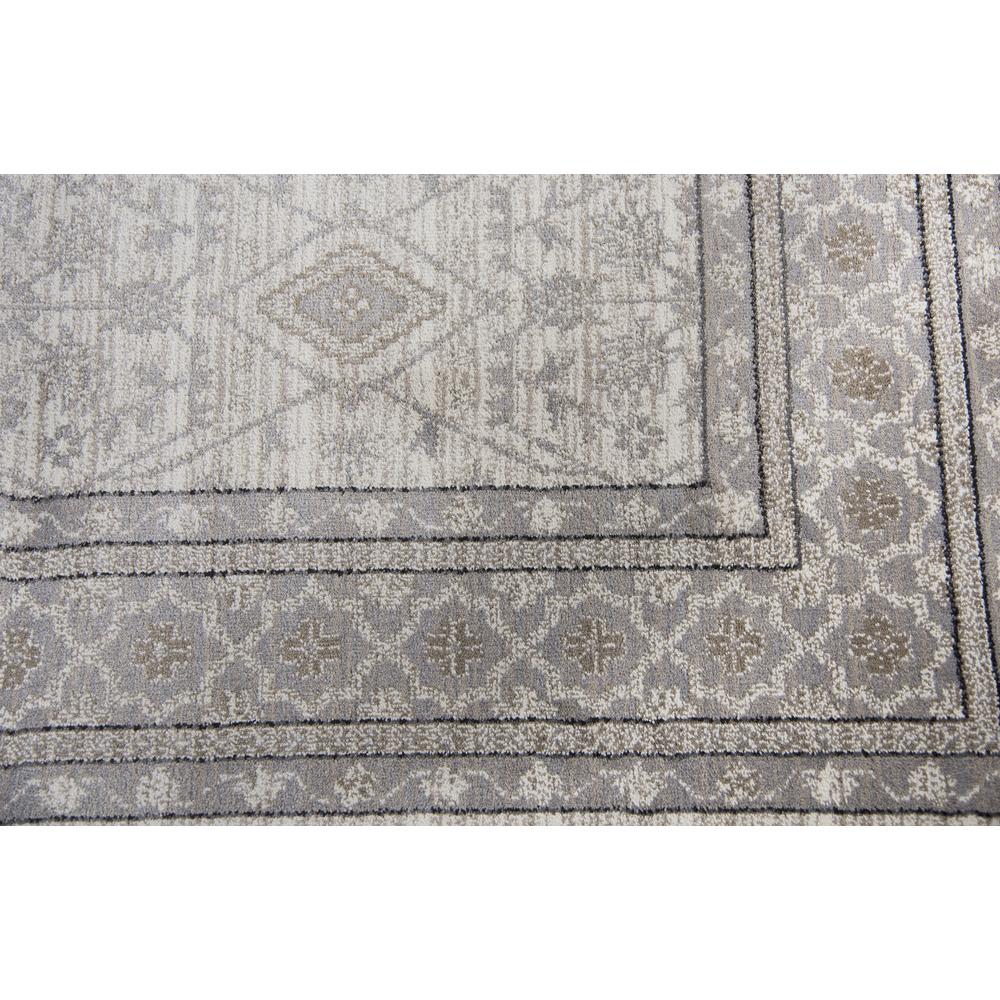 7' x 10' Machine-Made Rectangle Rug
