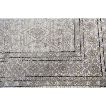 7' x 10' Machine-Made Rectangle Rug