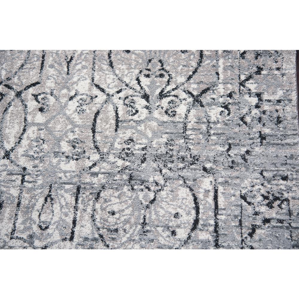 7' x 10' Machine-Made Rectangle Rug