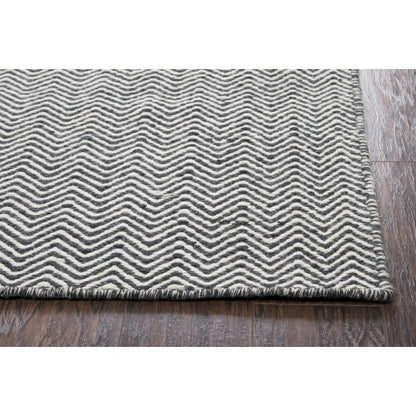 5' x 8' Hand-Woven Rectangle Rug