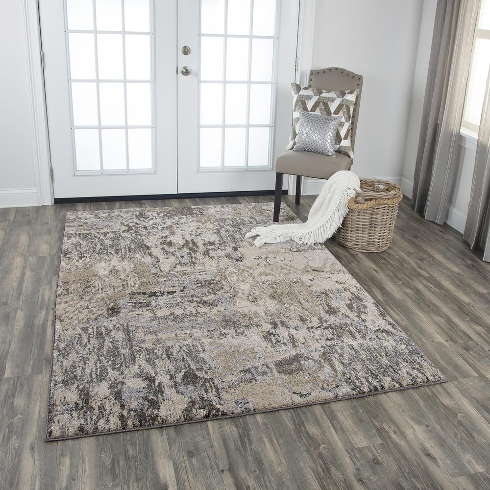 7' x 10' Machine-Made Rectangle Rug