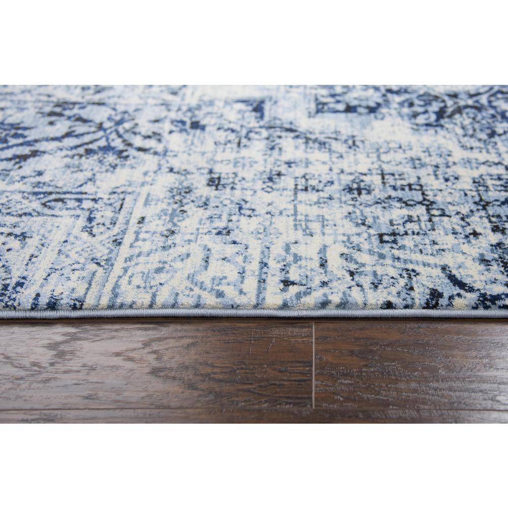 2' x 8' Machine-Made Rectangle Runner