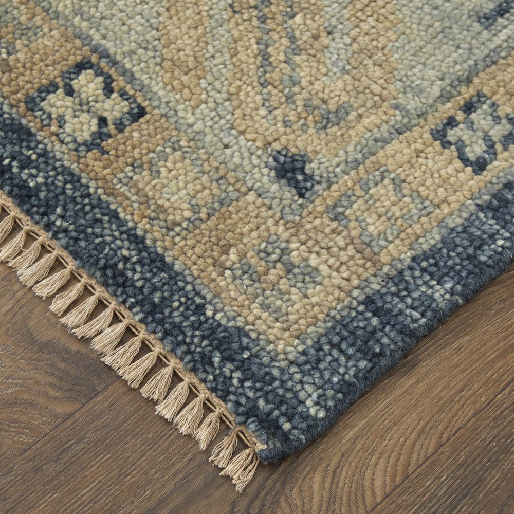 Fillmore Traditional Diamond, Blue/Ivory, 4' x 6' Accent Rug
