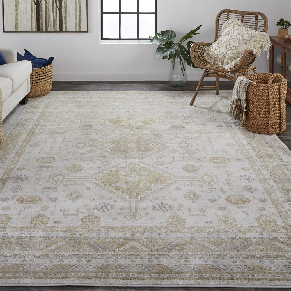 Aura Vintage Style Medallion Rug, Gold/Ivory, 1ft-8in x 2ft-10in Accent Rug, AUR3738FGLDIVYP18