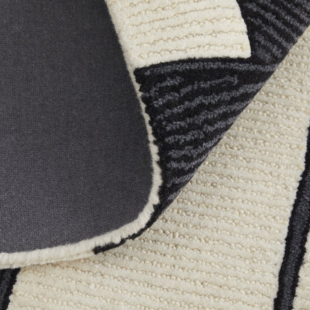 Maguire Transitional Abstract, Ivory/Gray/Black, 3'-6" x 5'-6" Accent Rug