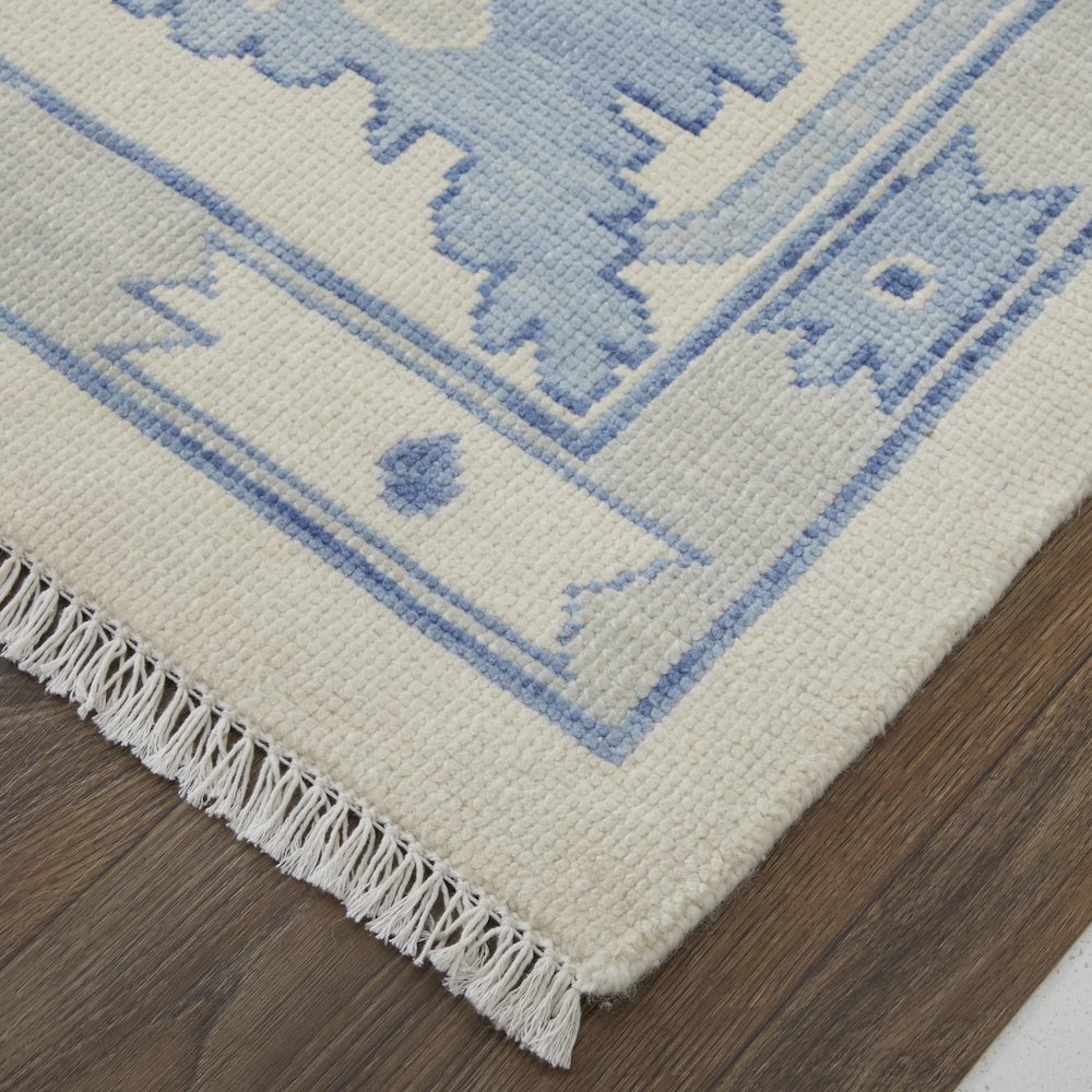 Karina Transitional Floral & Botanical, Ivory/Blue, 5'-6" x 8'-6" Area Rug