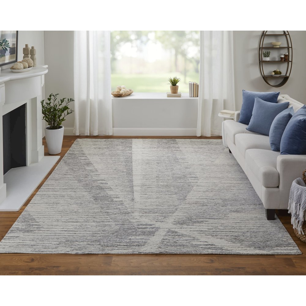 Brighton Modern Abstract, Ivory/Taupe/Silver, 2' x 3' Accent Rug