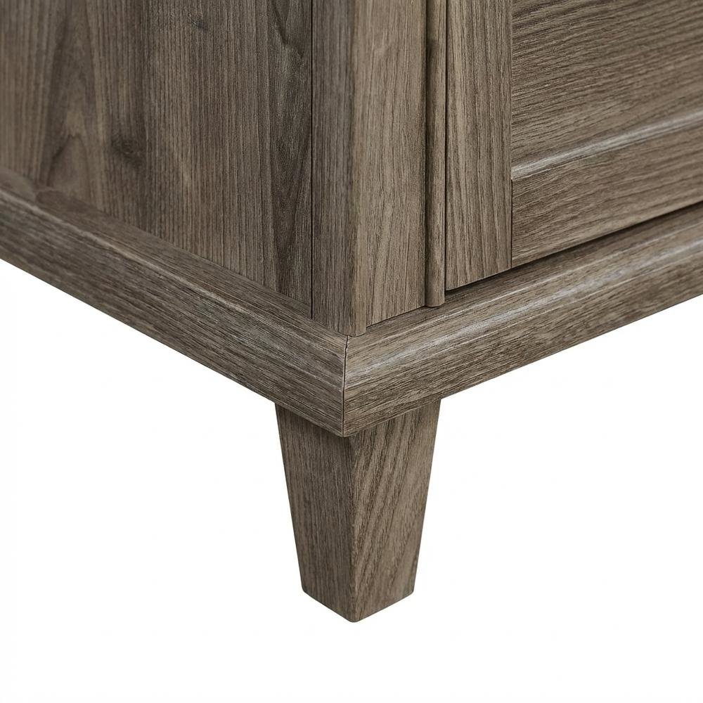 Emery Oak Executive Office Desk With Rectangular Shape And Traditional Style