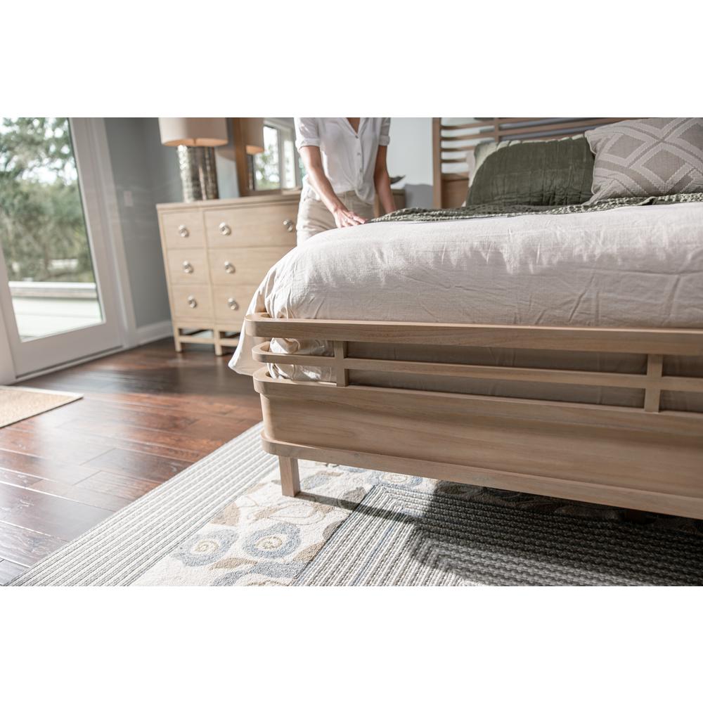 Monterey Queen Bed