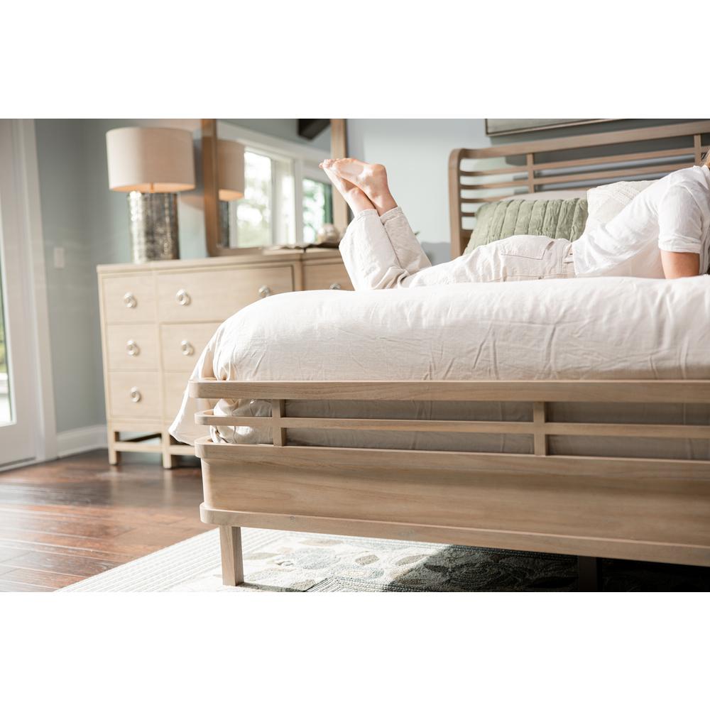 Monterey Queen Bed
