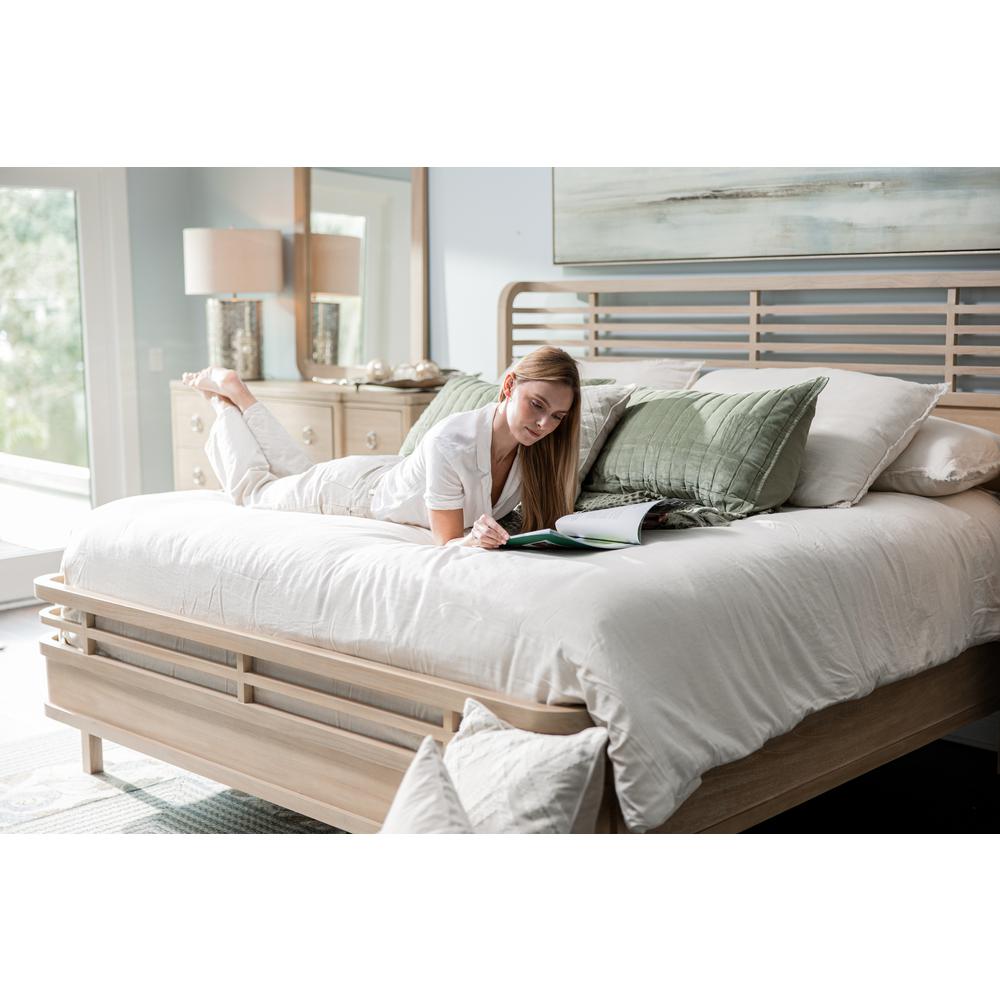 Monterey Queen Bed