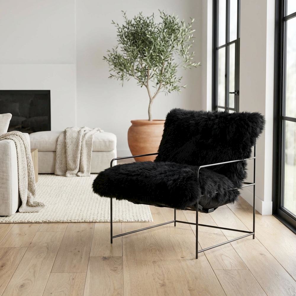 Sheepskin Accent Armchair with Black Iron Legs and PP Fiber Fill
