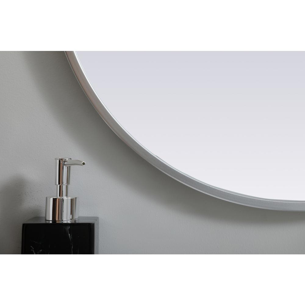 Metal Frame Oval Mirror 20x30 Inch in Silver