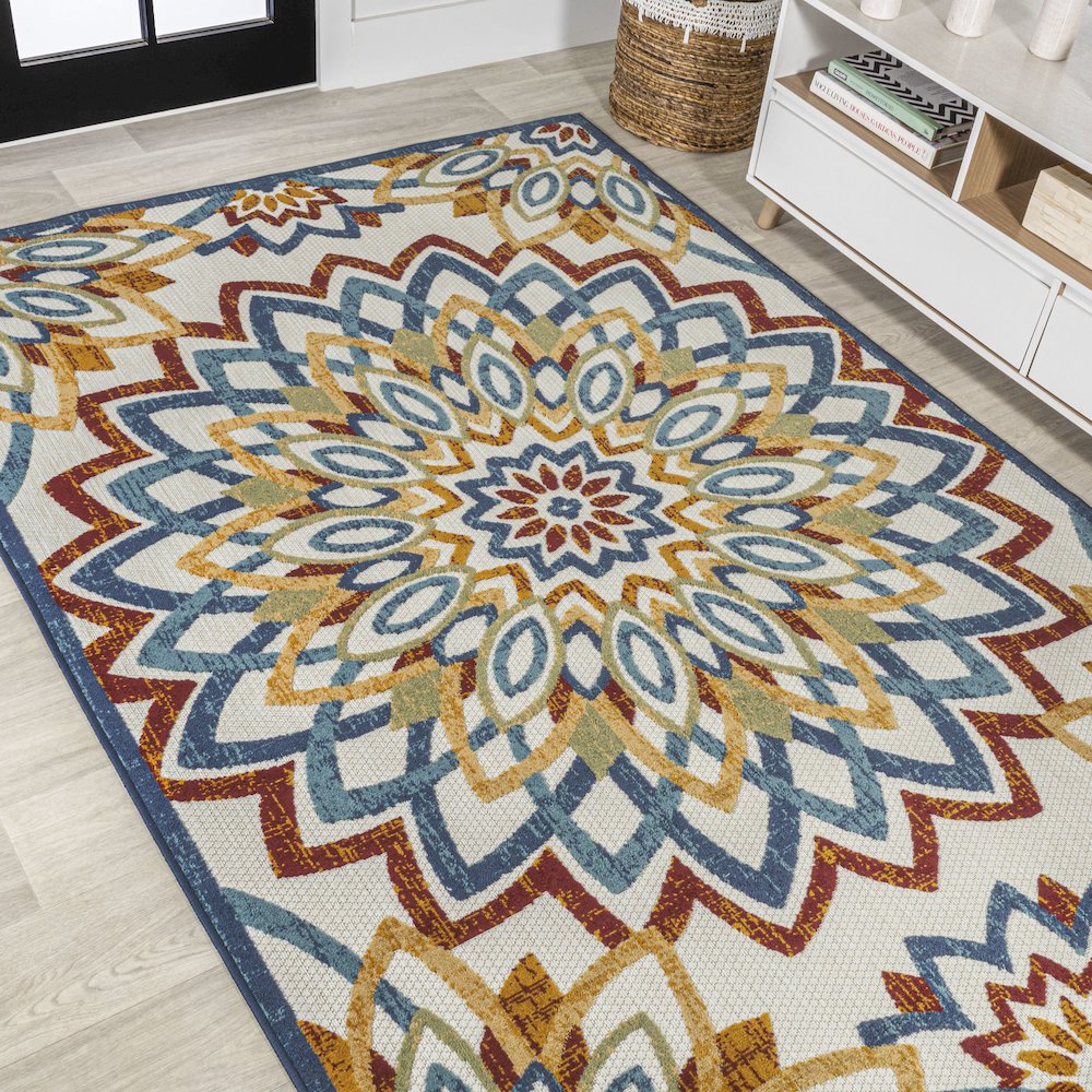 Flora Abstract Bold Mandala High-Low Indoor/Outdoor Area Rug