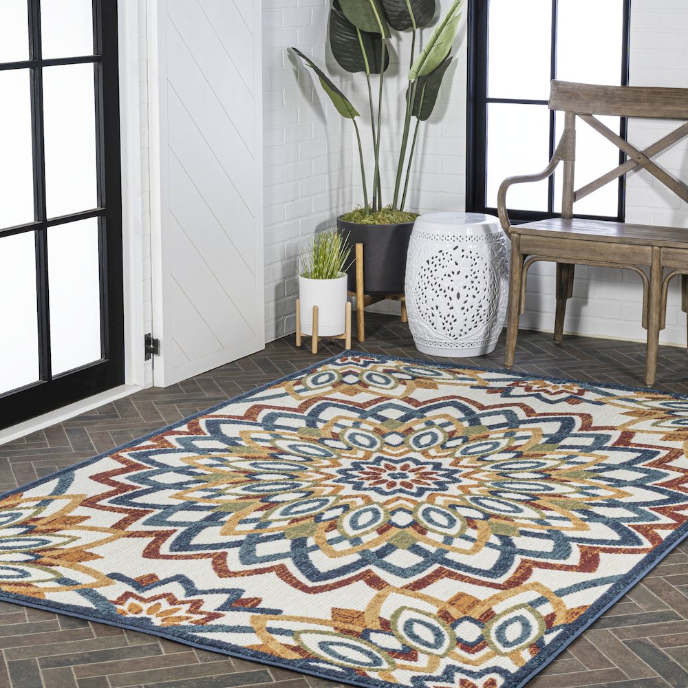 Flora Abstract Bold Mandala High-Low Indoor/Outdoor Area Rug