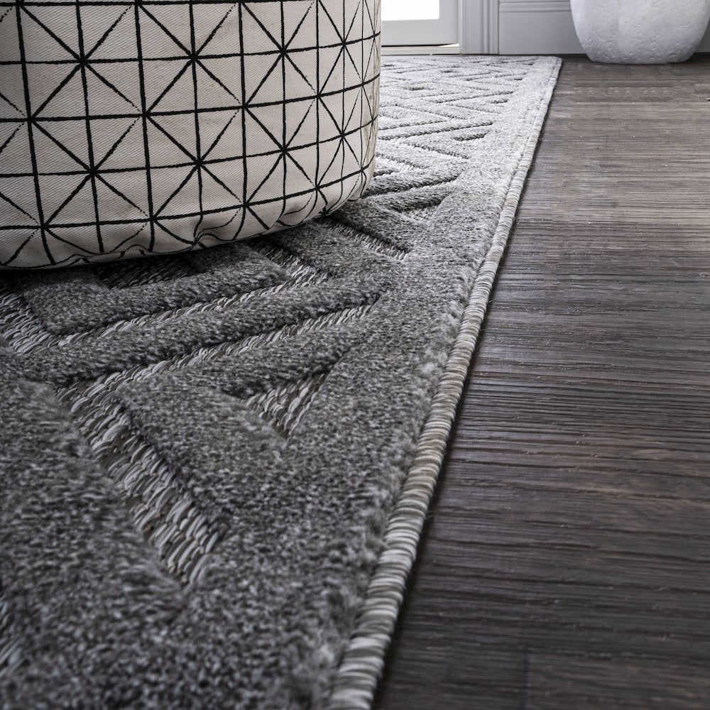 Portmany Neutral Diamond Trellis Indoor/Outdoor Area Rug