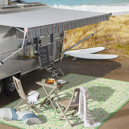 Sinjuri Medallion Textured Weave Indoor/Outdoor Area Rug
