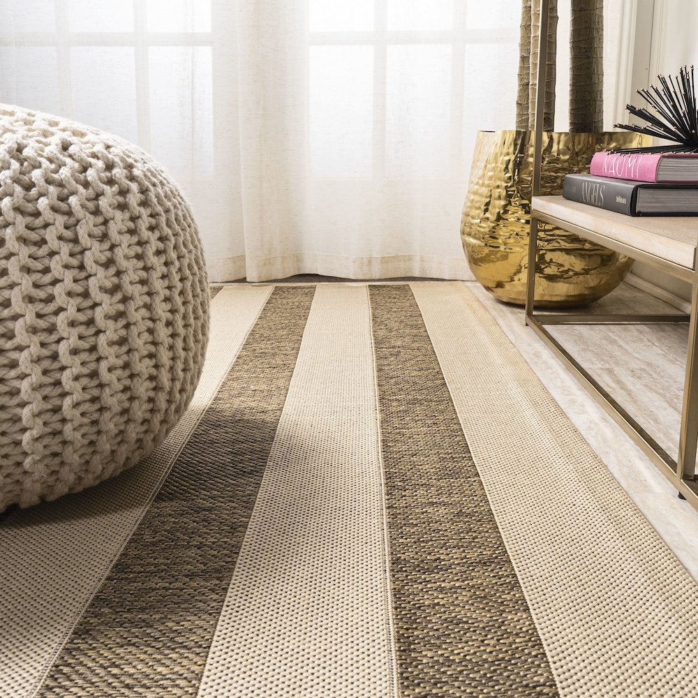 Aveiro Wide Stripe Indoor/Outdoor Area Rug