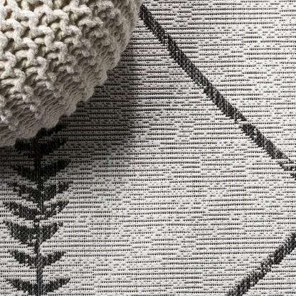 Derya Tribal Diamond Trellis Indoor/Outdoor Area Rug