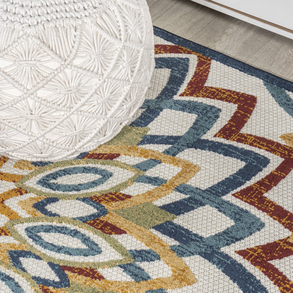 Flora Abstract Bold Mandala High-Low Indoor/Outdoor Area Rug