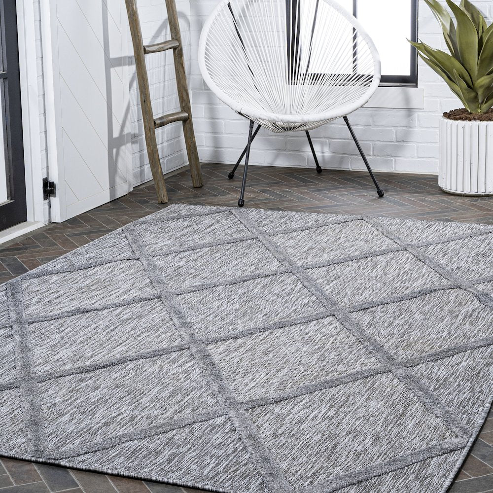 Salines Diamond Trellis Indoor/Outdoor Area Rug