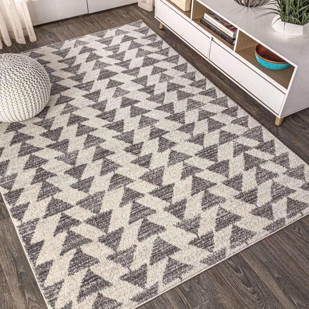 Aisha Moroccan Triangle Geometric Area Rug