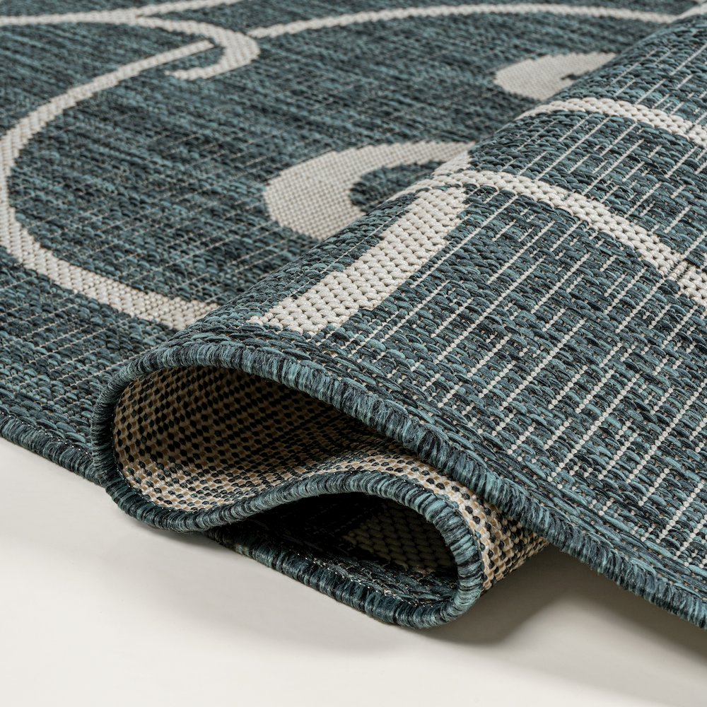 Maribel Traditional Classic All-Over Scroll Indoor/Outdoor Area Rug