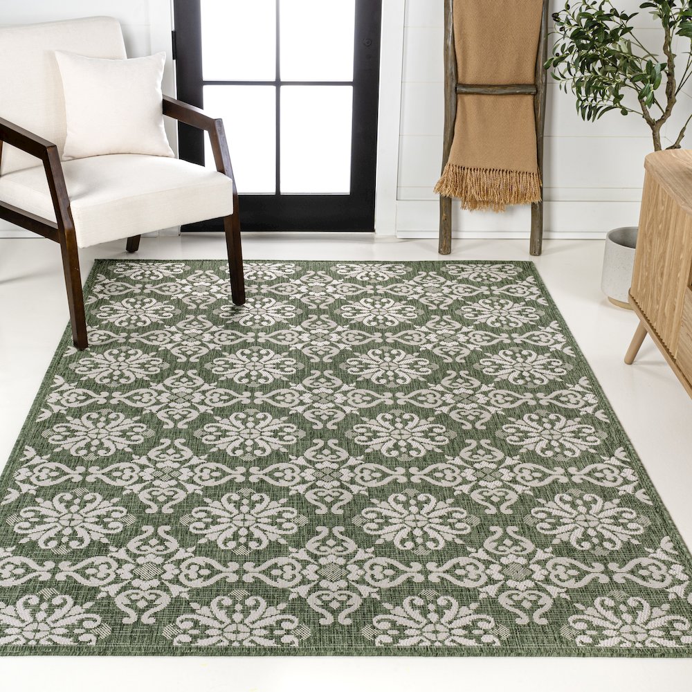 Maribel Traditional Classic All-Over Scroll Indoor/Outdoor Area Rug