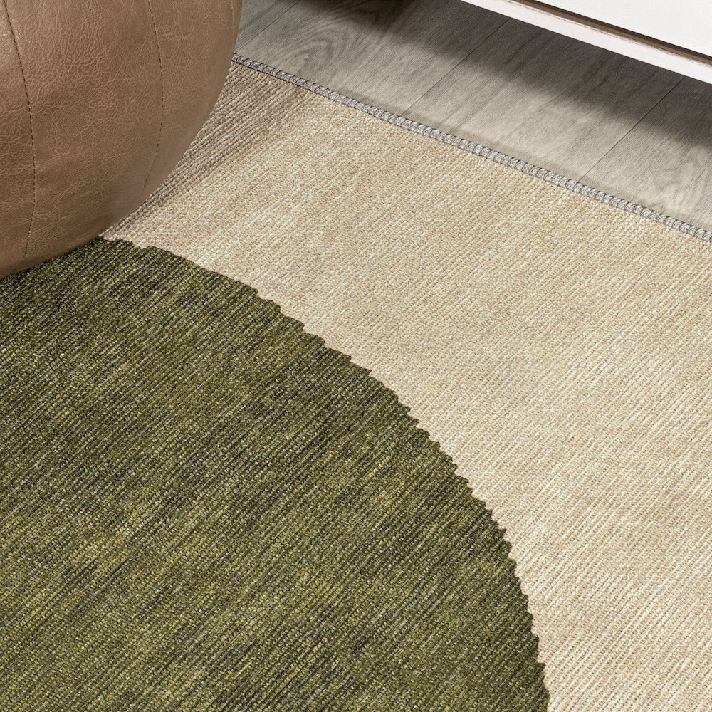 Cirkel Minimalist Geometric Dot Machine Washable Area Rug
