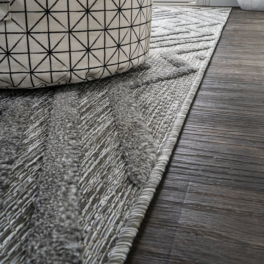 Balansat Moroccan Diamond Indoor/Outdoor Area Rug