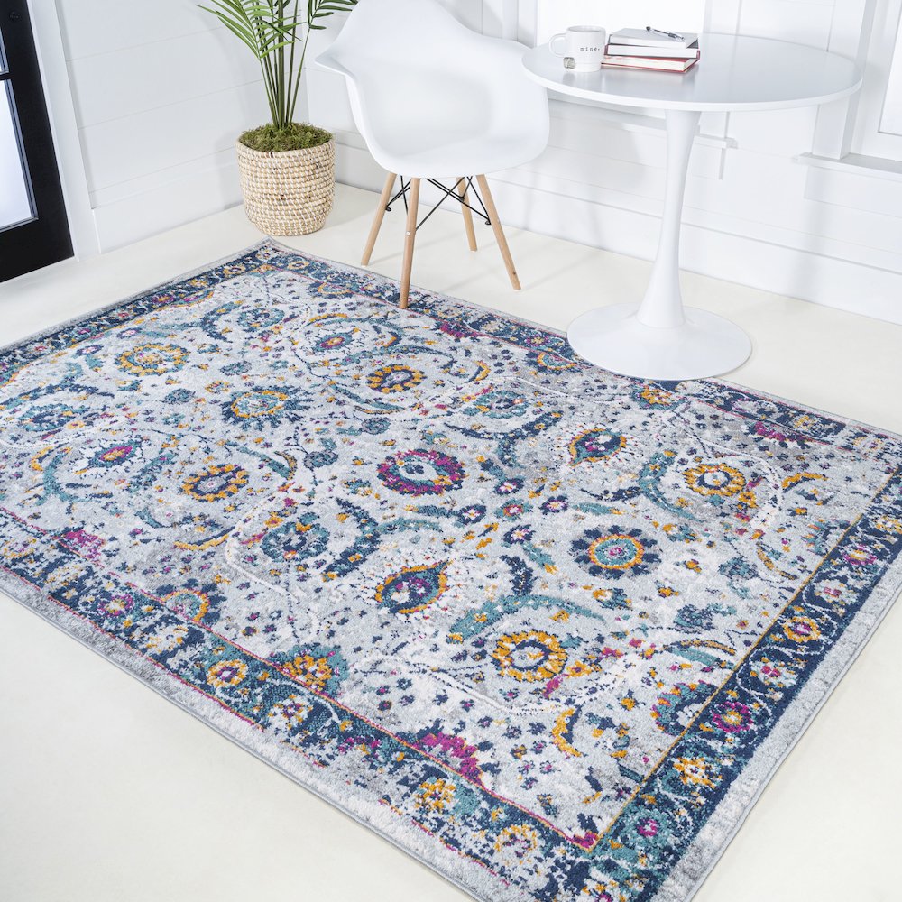 Izil Modern Persian Area Rug