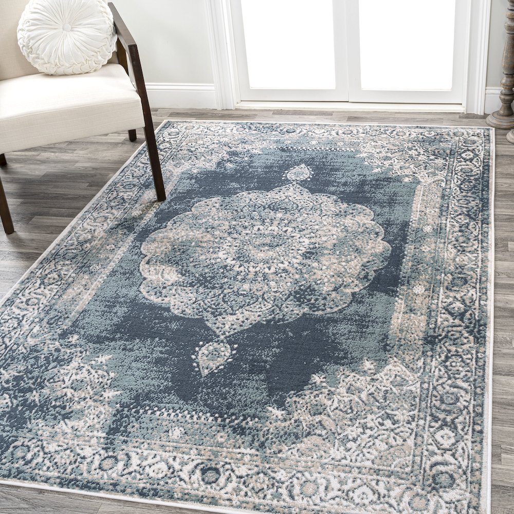 Kelly Rosalia Cottage Medallion Area Rug