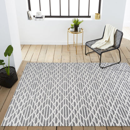 Ararat High-Low Pile Moroccan Diamond Modern Indoor/Outdoor Area Rug
