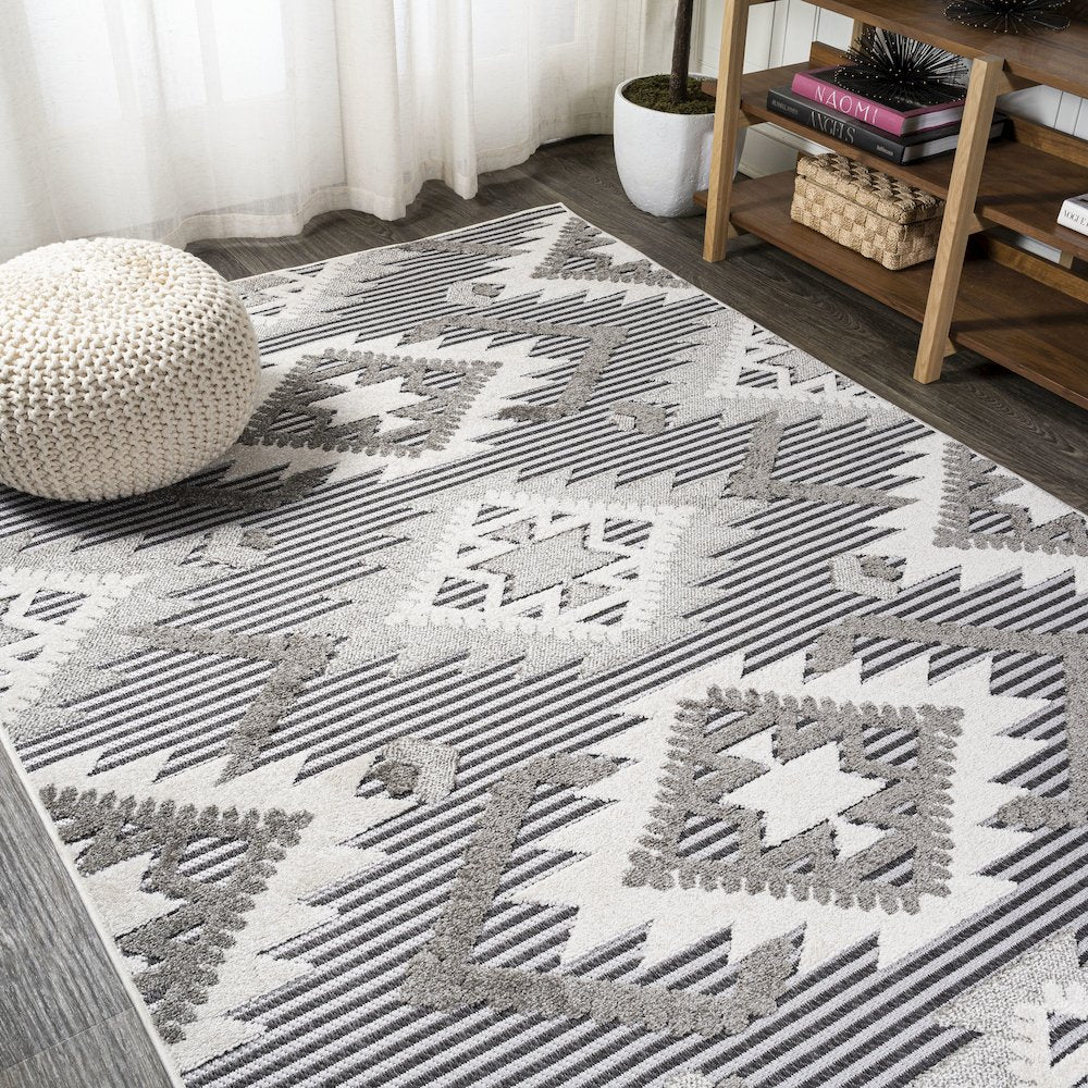 Sumak High-Low Pile Neutral Diamond Kilim Area Rug