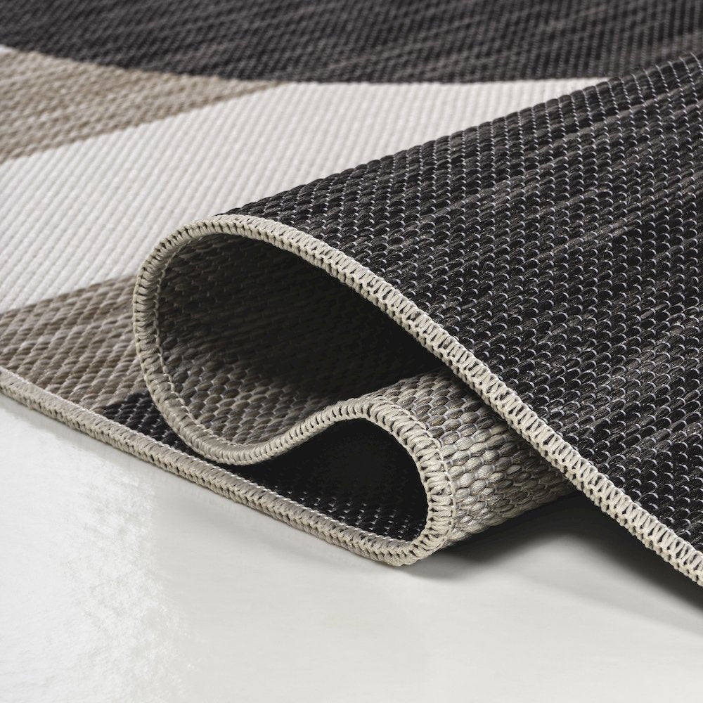 and Monstera Leaf Black/Beige 8 ft. x 10 ft. Indoor/Outdoor Area Rug