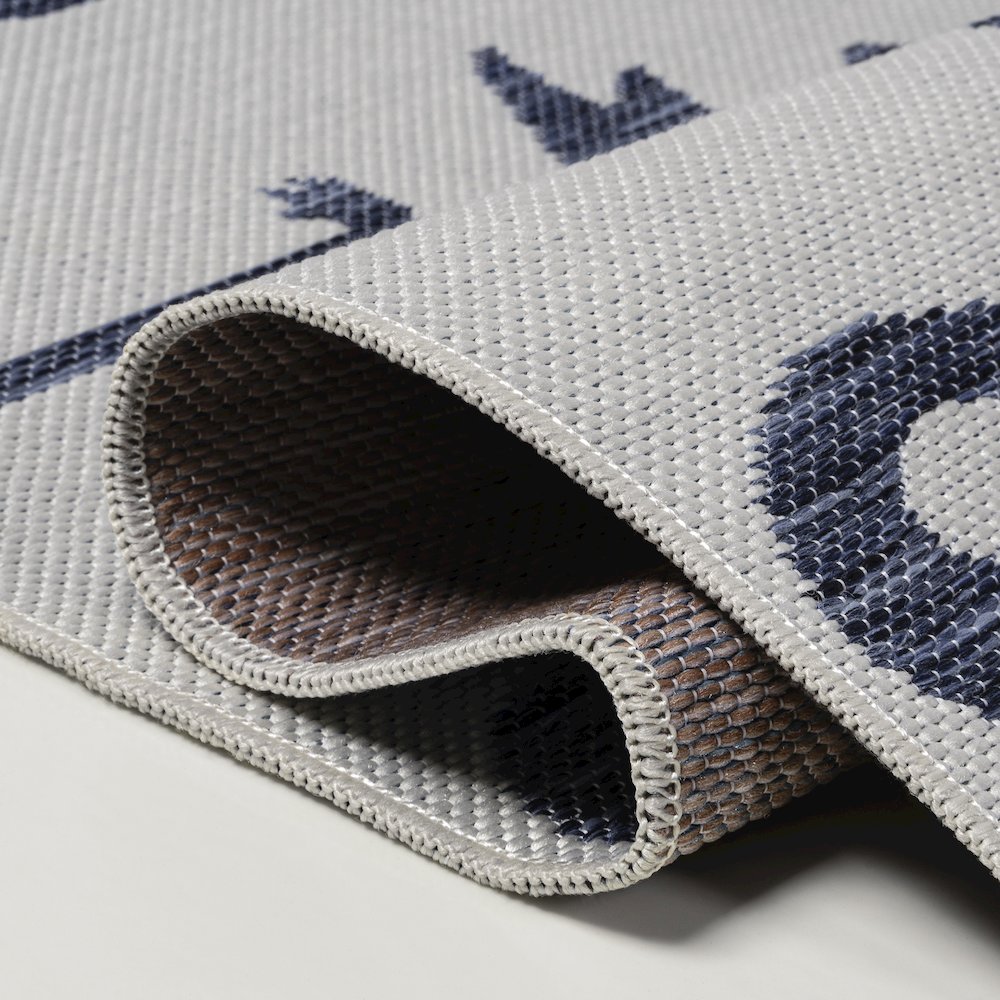 Flamingos Two-Tone White/Navy 8 ft. x 10 ft. Indoor/Outdoor Area Rug