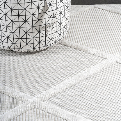 Salines Diamond Trellis Indoor/Outdoor Area Rug