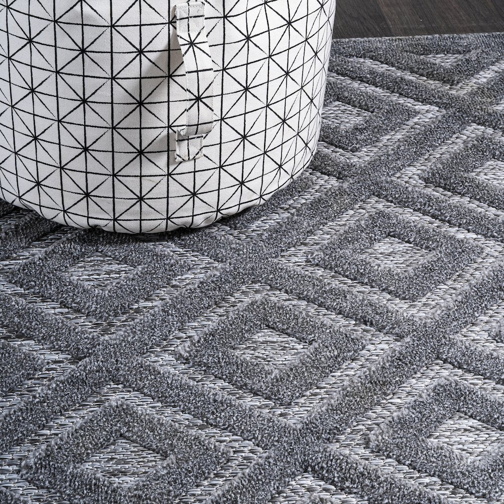 Portmany Neutral Diamond Trellis Indoor/Outdoor Area Rug