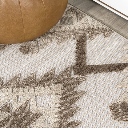 Sumak High-Low Pile Neutral Diamond Kilim Area Rug
