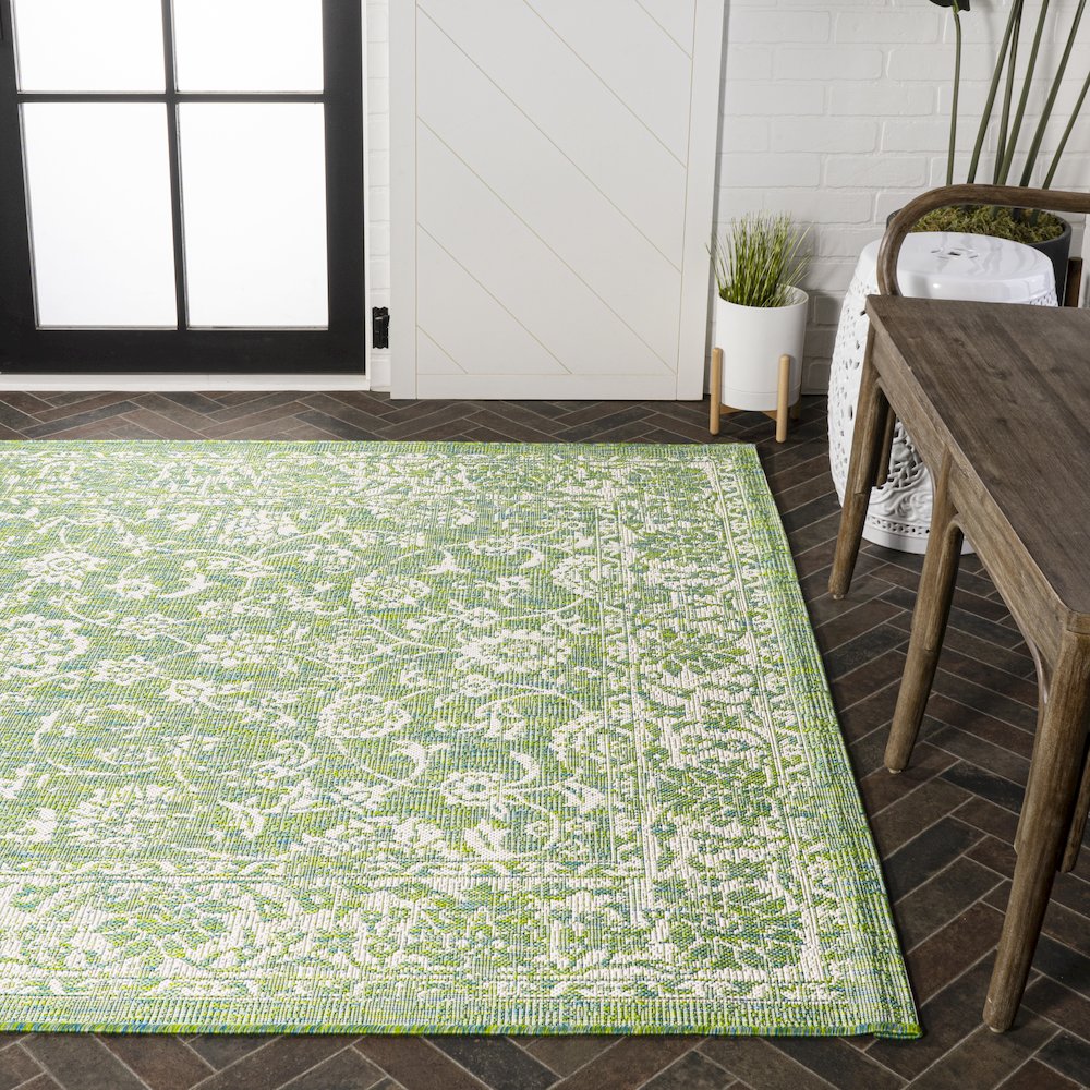 Tela Bohemian Textured Weave Floral Indoor/Outdoor Area Rug