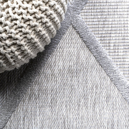 Salines Diamond Trellis Indoor/Outdoor Area Rug