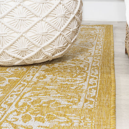 Tela Bohemian Textured Weave Floral Indoor/Outdoor Area Rug