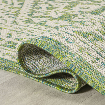 Sinjuri Medallion Textured Weave Indoor/Outdoor Area Rug
