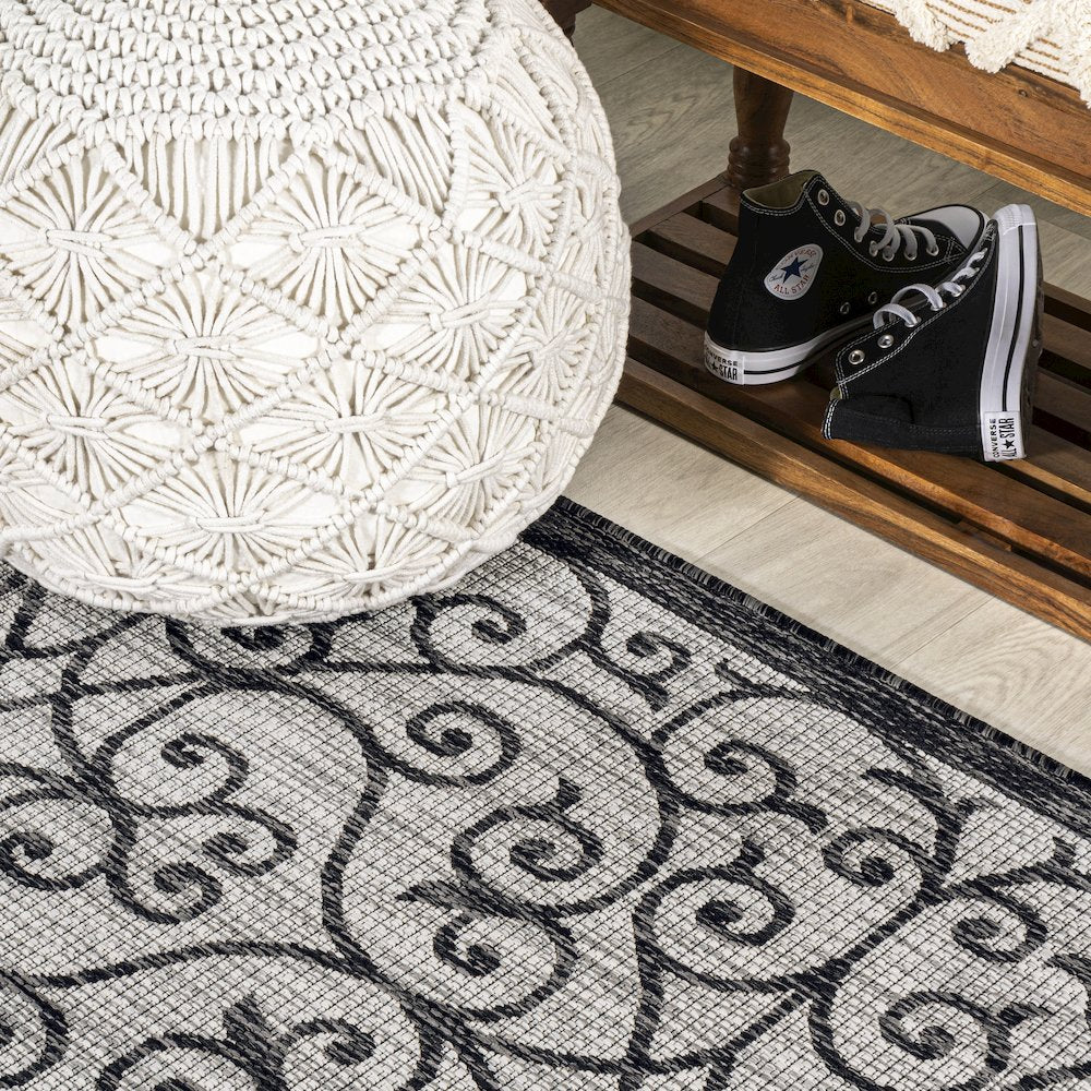 Madrid Vintage Filigree Textured Weave Indoor/Outdoor Area Rug